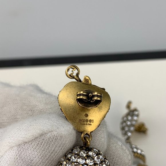 NIB Authentic Gucci Gold Studded Strawberry Pearl Earrings - Picture 4 of 9